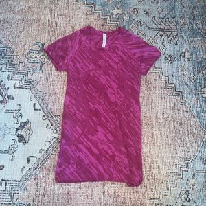Lululemon short sleeve swiftly tech in Mesh Camo Pow Pink / Ripened Raspberry
